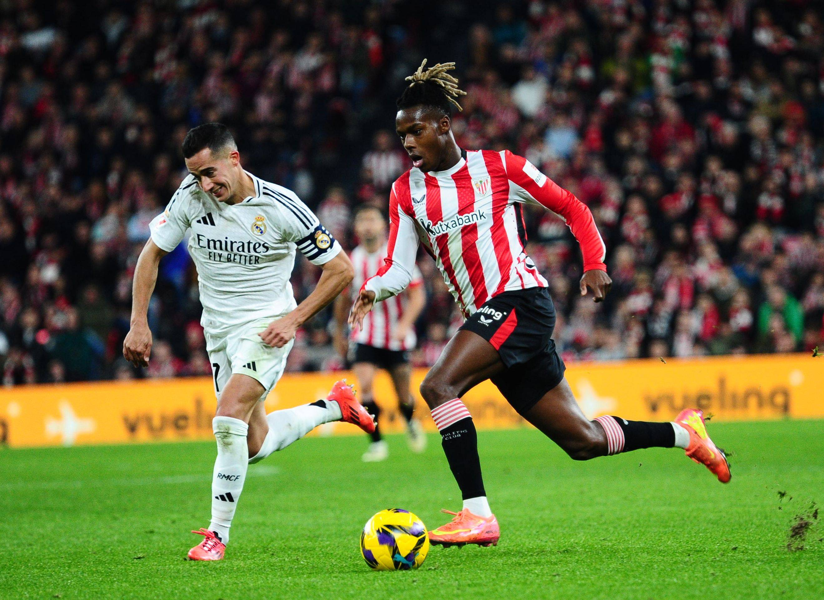 赫内斯：拜仁再次成为一座堡垒；孔帕尼像老母鸡一样保护球员