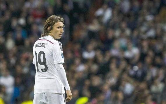 获体育传奇奖！托雷斯：感谢马德里足协，我对此感到无比自豪