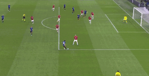 卡拉格：球迷们高喊斯洛特令人动容，在获胜后我真心为他开心